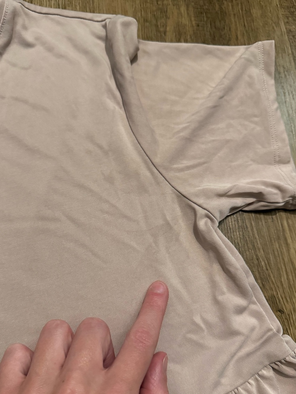 American Eagle Ruffle Top - Picture 5 of 5